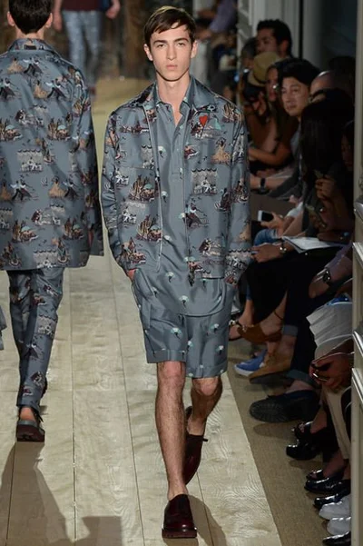 Look 18